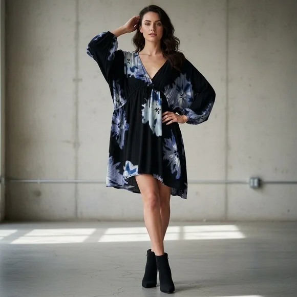 Venus Black Floral V-Neck Boho Slouchy Caftan Hi-Low Mini Dress Size Large - Picture 1 of 9